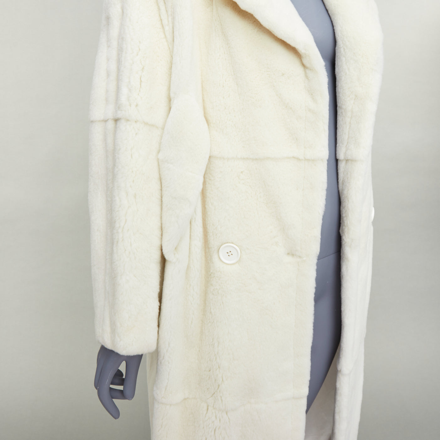 Unsigned / متعددة Patchwork Fur Long Coat - Back view