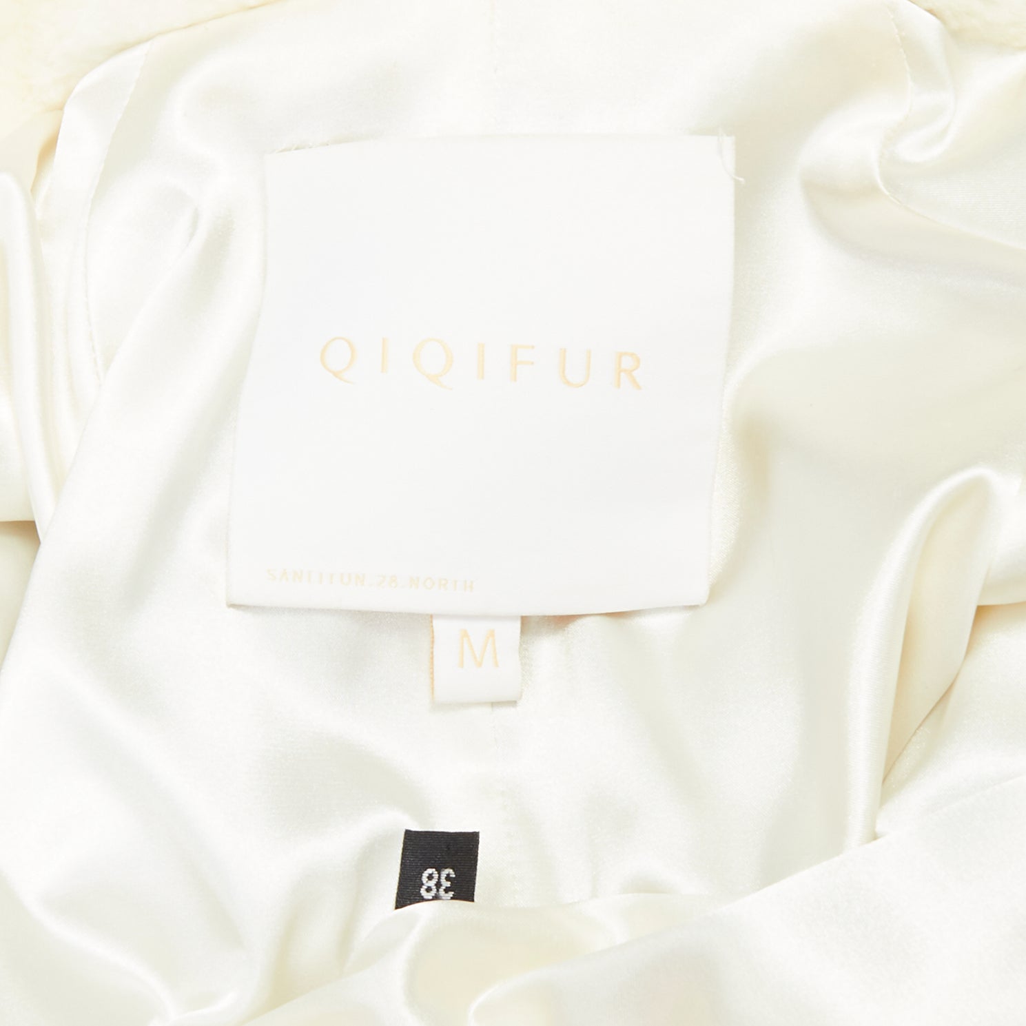 Unsigned / متعددة Patchwork Fur Long Coat - Image 10