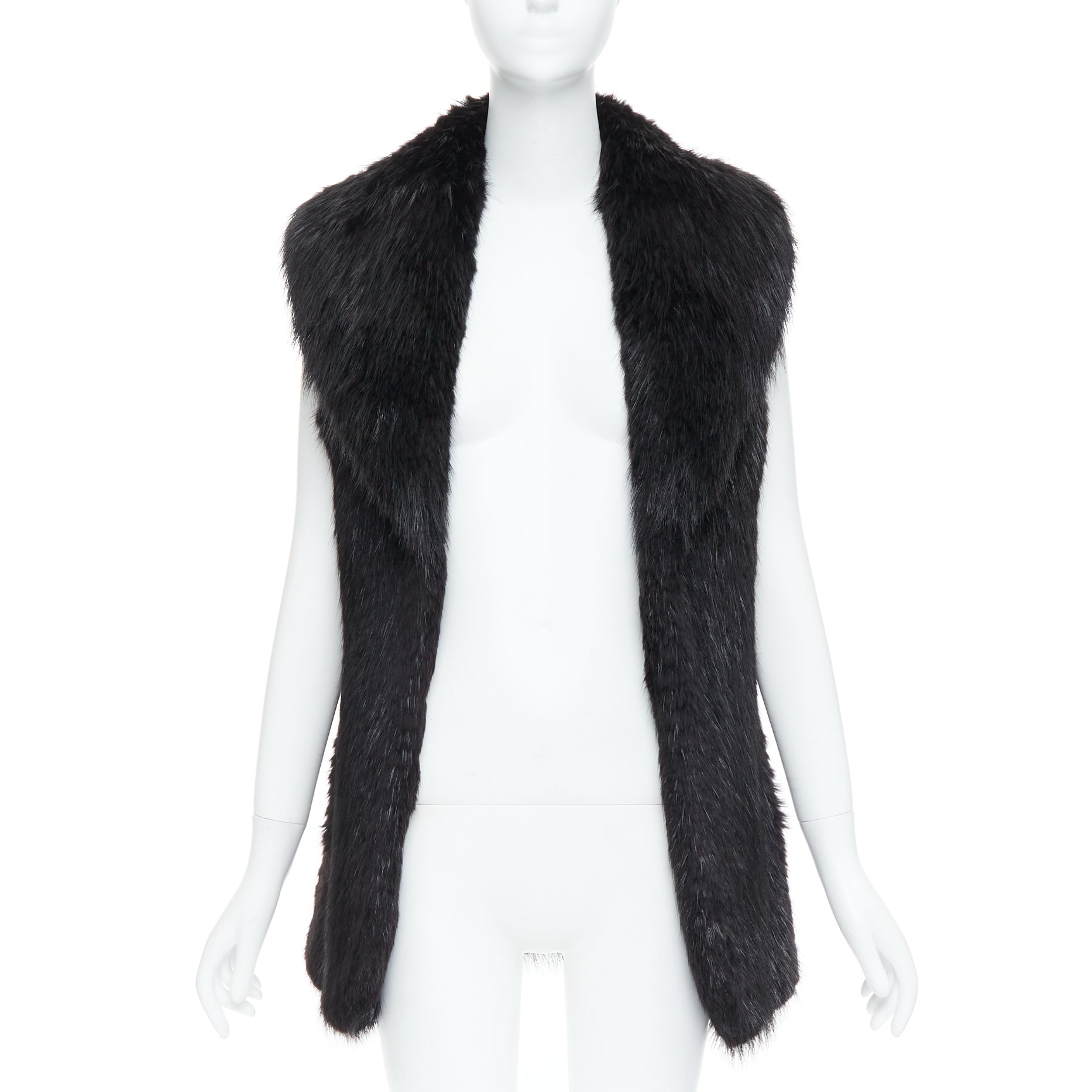 Unsigned / متعددة Brown Fur Hook Coat - Image 6