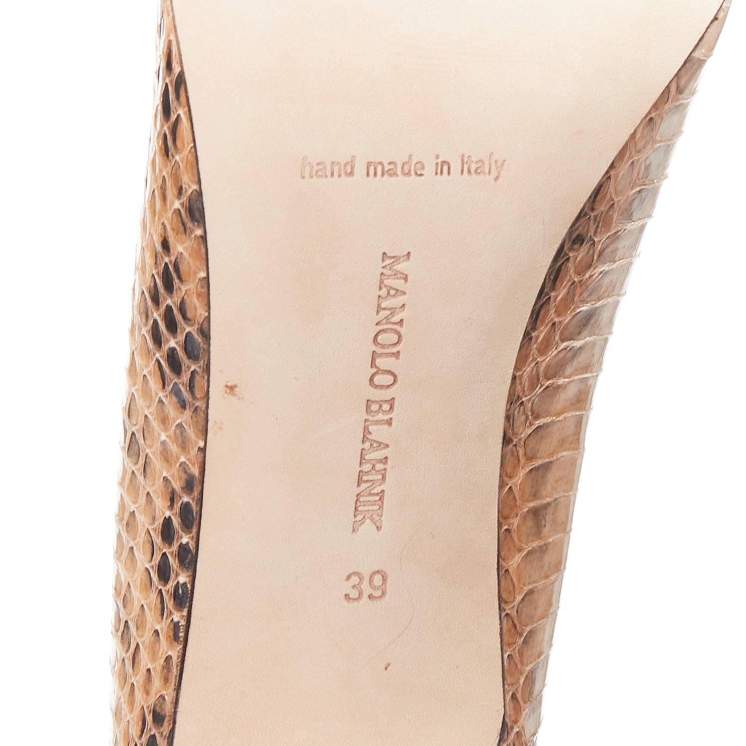 Manolo Blahnik Scaled Slim Pumps - Image 12