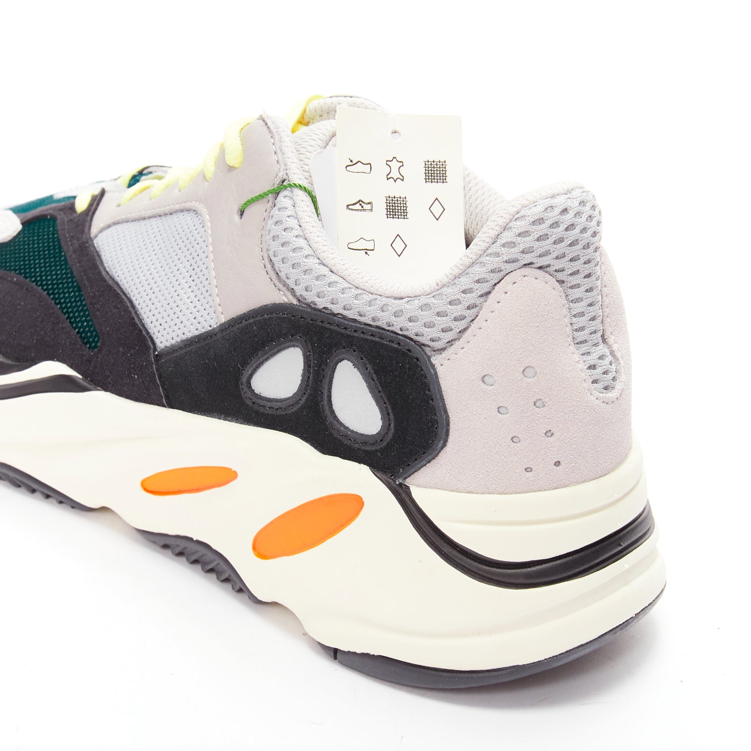 Adidas Boost 700 - Image 10