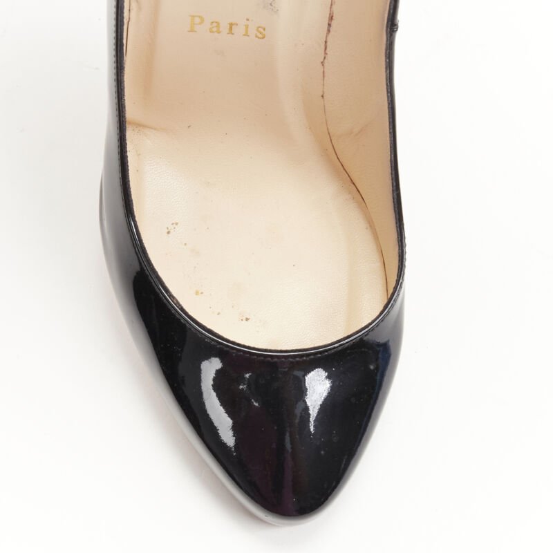 Christian Louboutin Rounded Stiletto Pumps - Detail 1