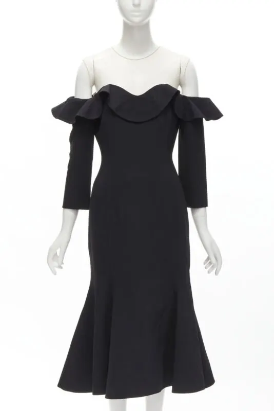 Oscar De La Renta Ruffle Flute Dress Black Wool Never worn - Front View