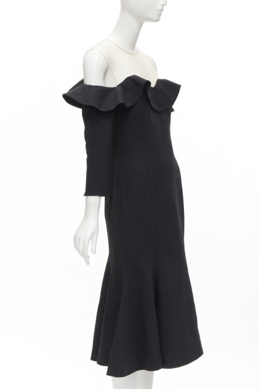 Oscar De La Renta Ruffle Flute Dress - Image 6