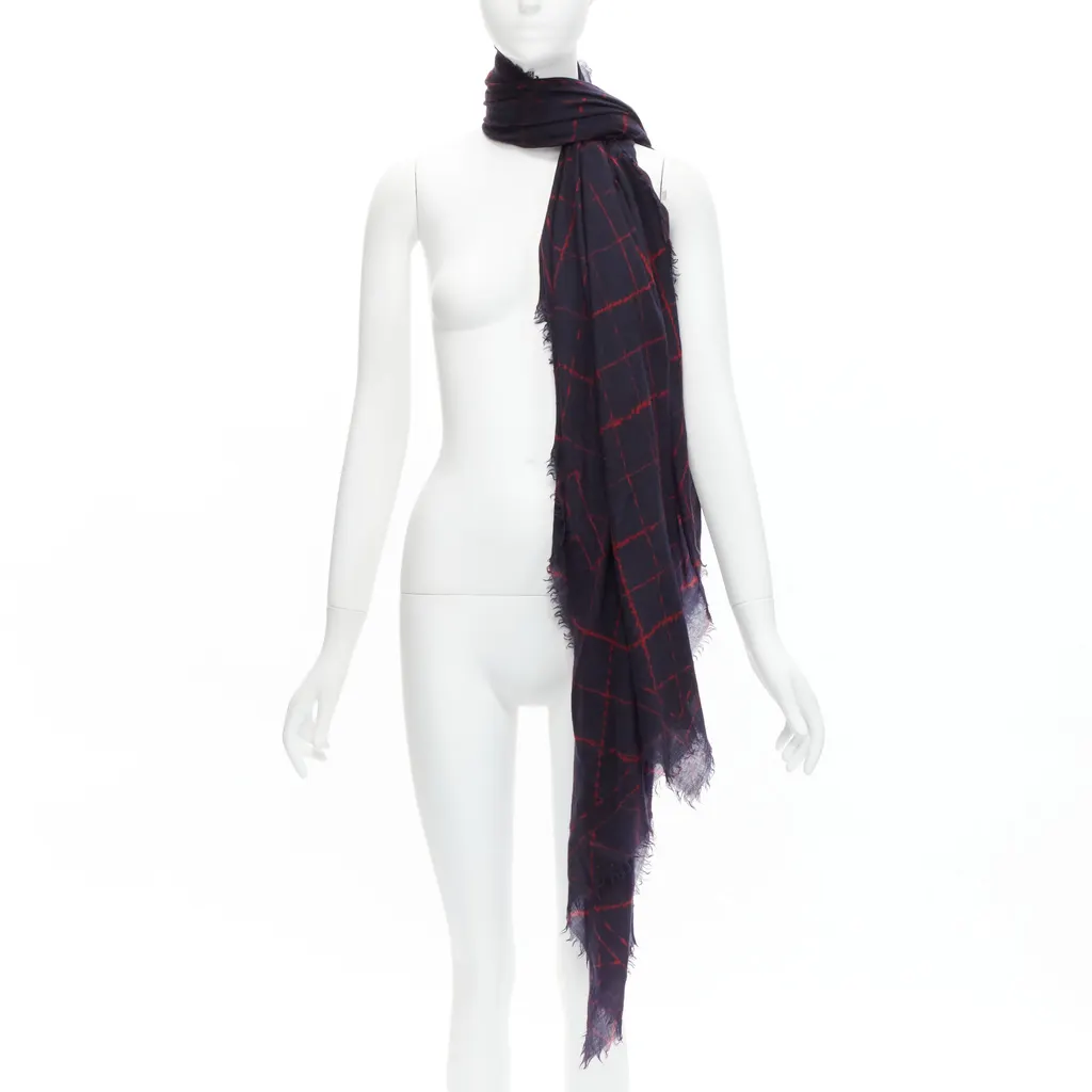 Chanel Quilt Print Scarf Black Wool Never worn - Front View