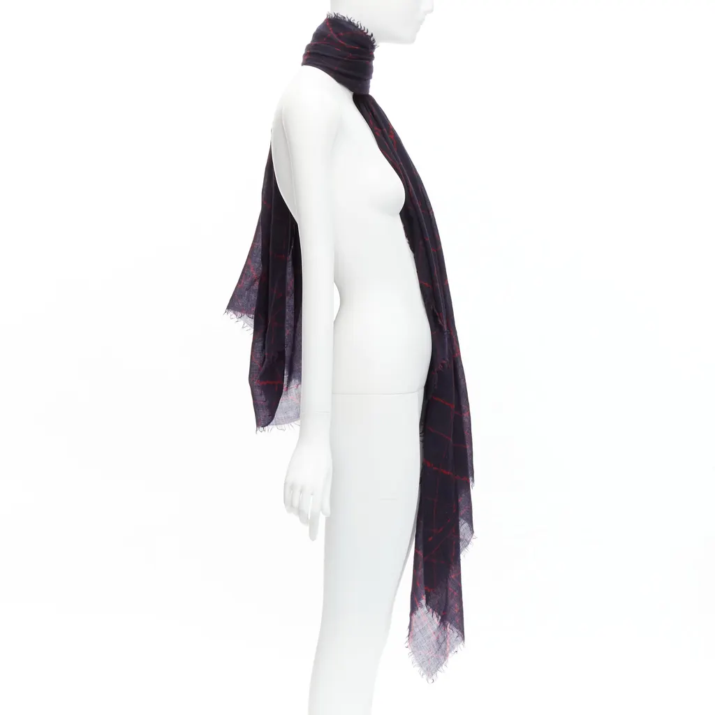 Chanel Quilt Print Scarf Black Wool Never worn - Model View