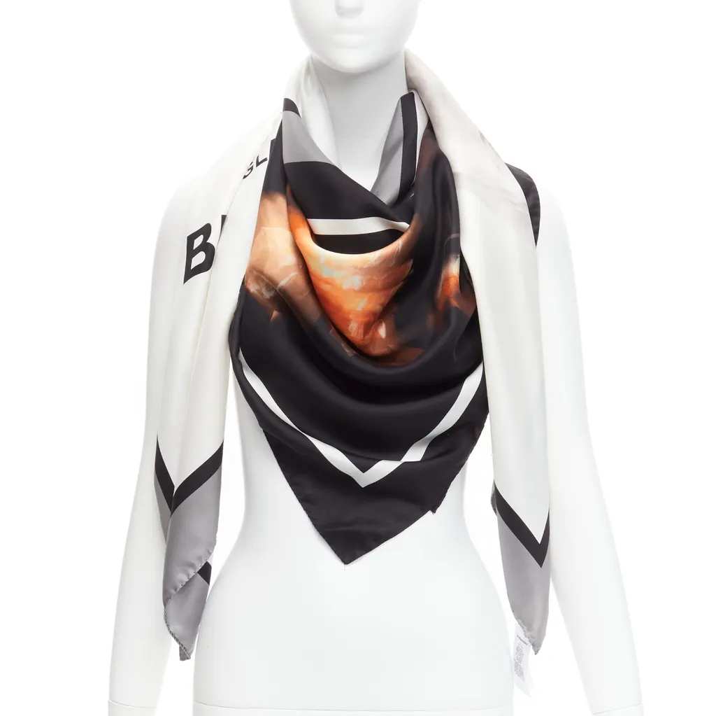Burberry Unicorn Print Scarf MultiColor Silk Never worn, with tag - Front View