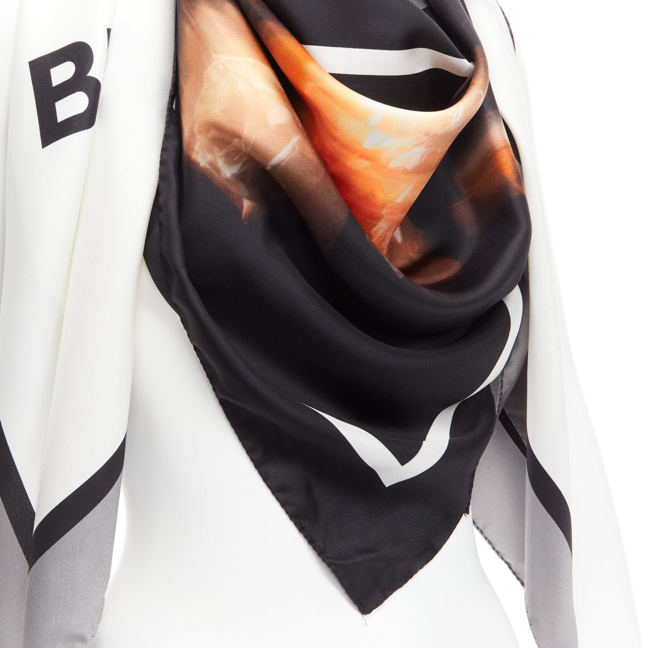 Burberry Unicorn Print Scarf - Detail 1