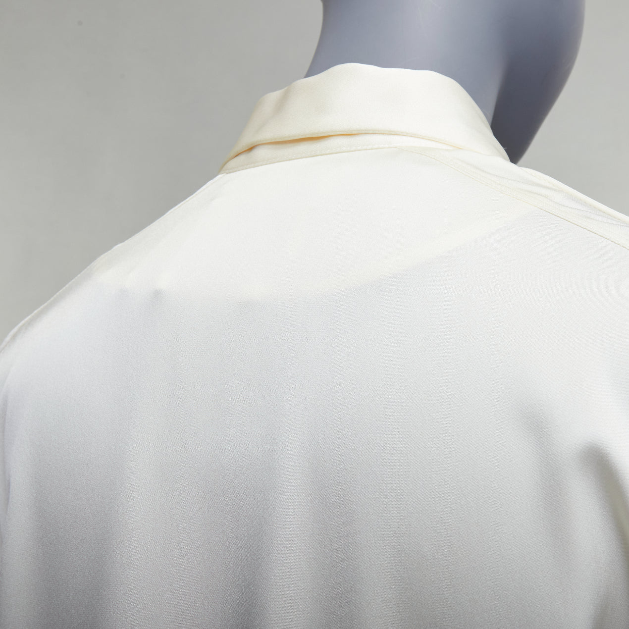 Bottega Veneta Ruched Raglan Shirt - Detail 2