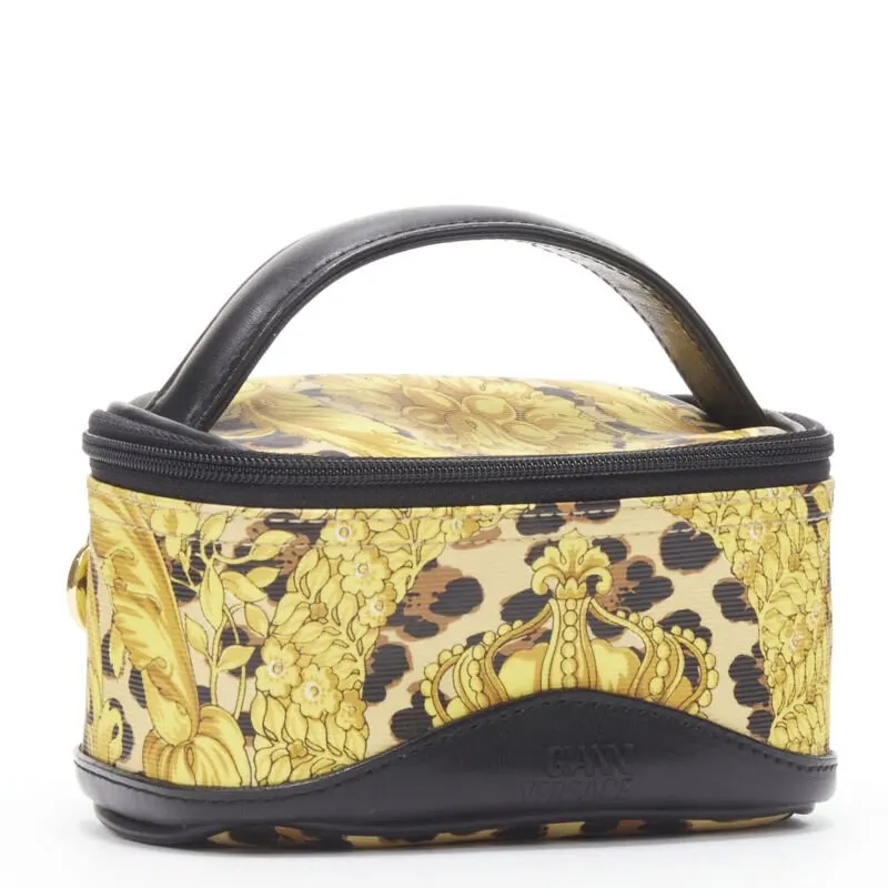 Gianni Versace Gold M Wristlet Gold Very good - Inside View
