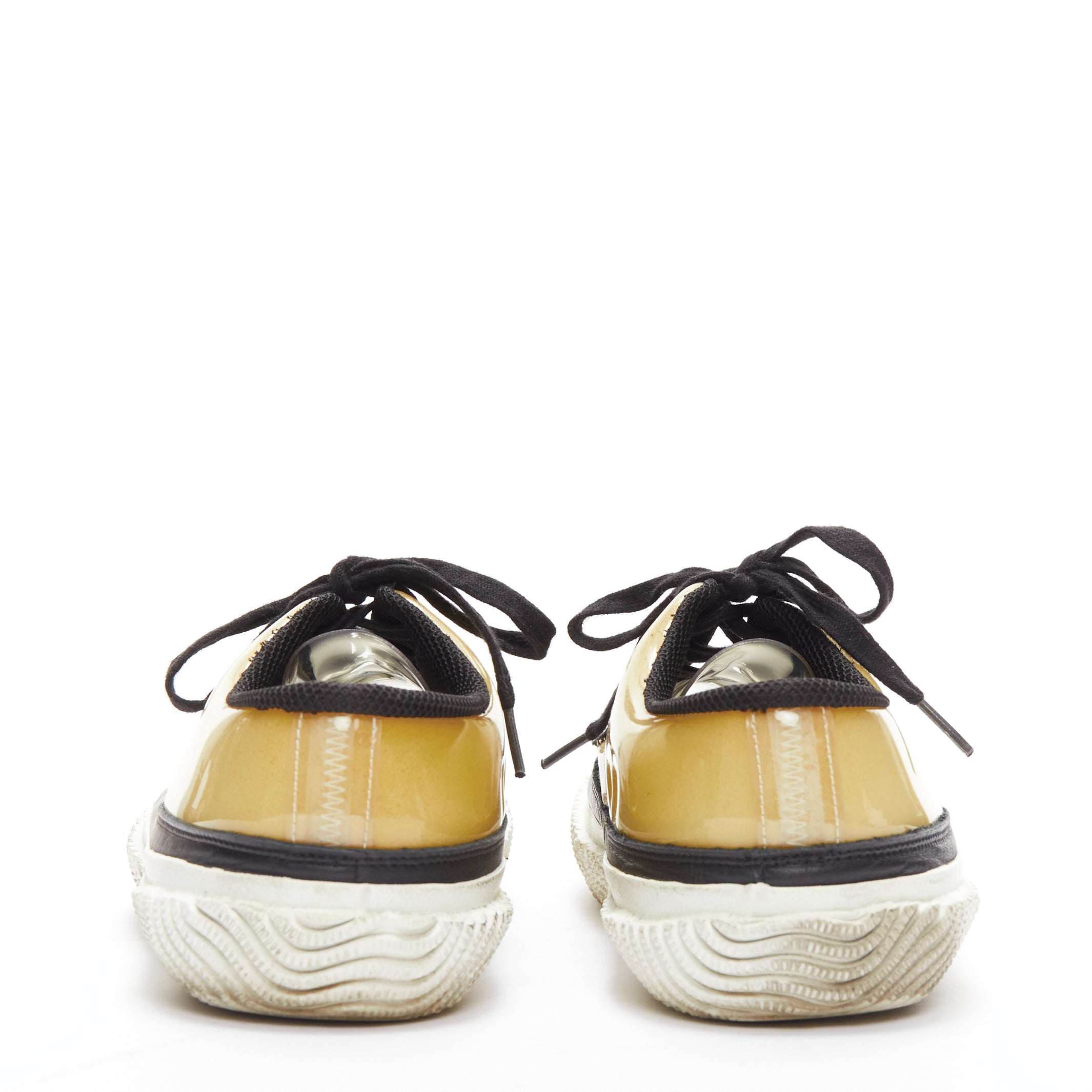 Comme Des Garcons Switching - Side view