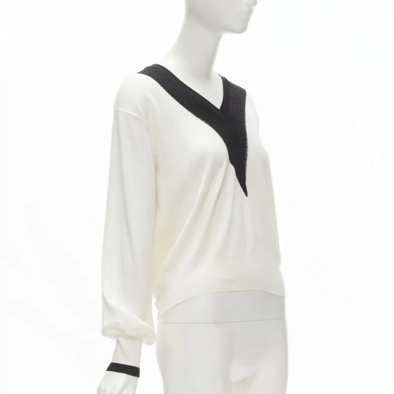 Chanel Chain Schoolgirl Sweater Beige Wool Very good - Inside View