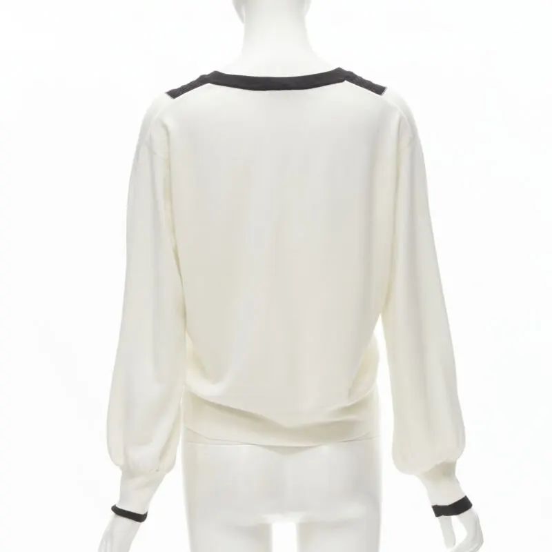 Chanel Chain Schoolgirl Sweater Beige Wool Very good - Box View