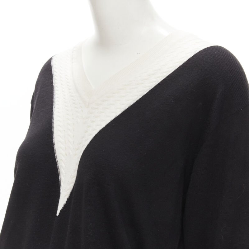 Chanel Varsity Collar Sweater - Detail 2