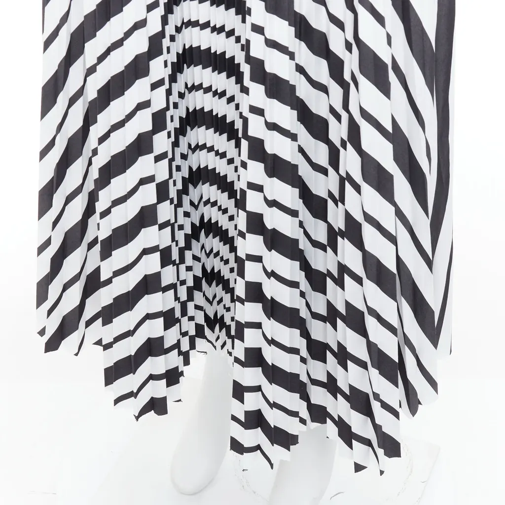 Sacai Ribbon Pleated Skirt Black Polyester Very good - Back View