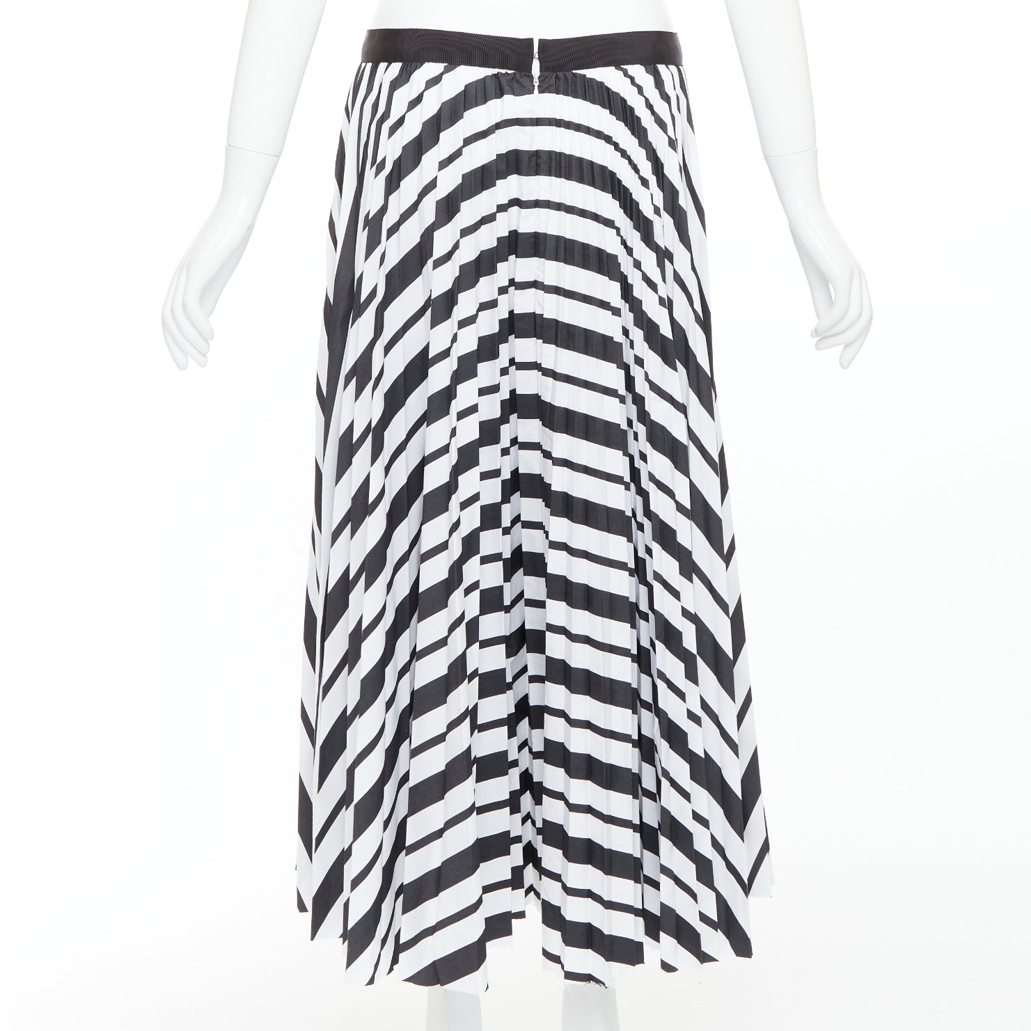 Sacai Ribbon Pleated Skirt - Side view