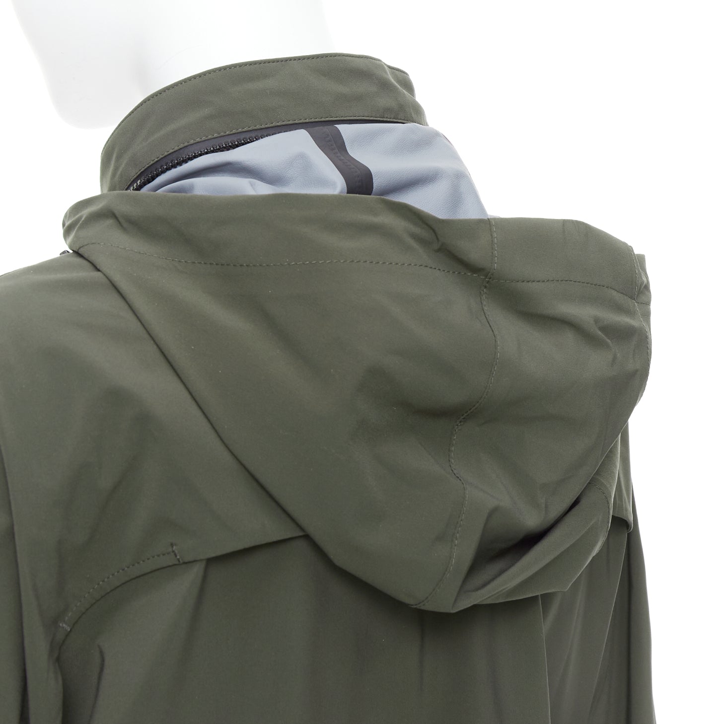 Hermès Khaki Zip Windbreaker - Image 10