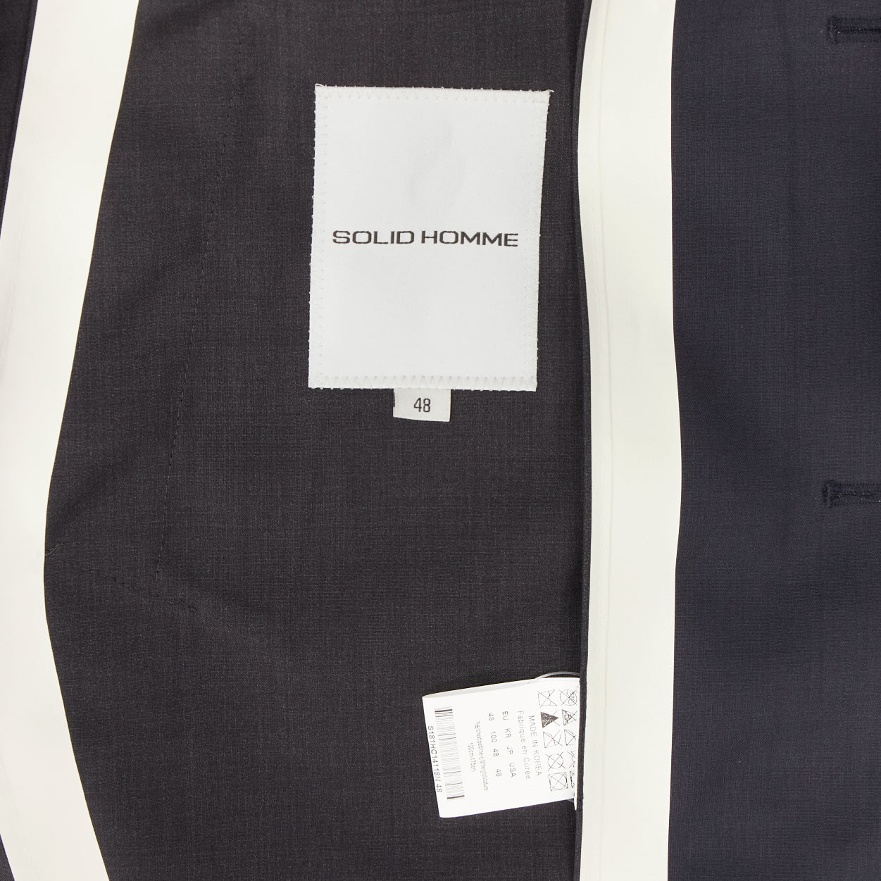 Solid Homme Black Minimal Rain Coat - Image 12