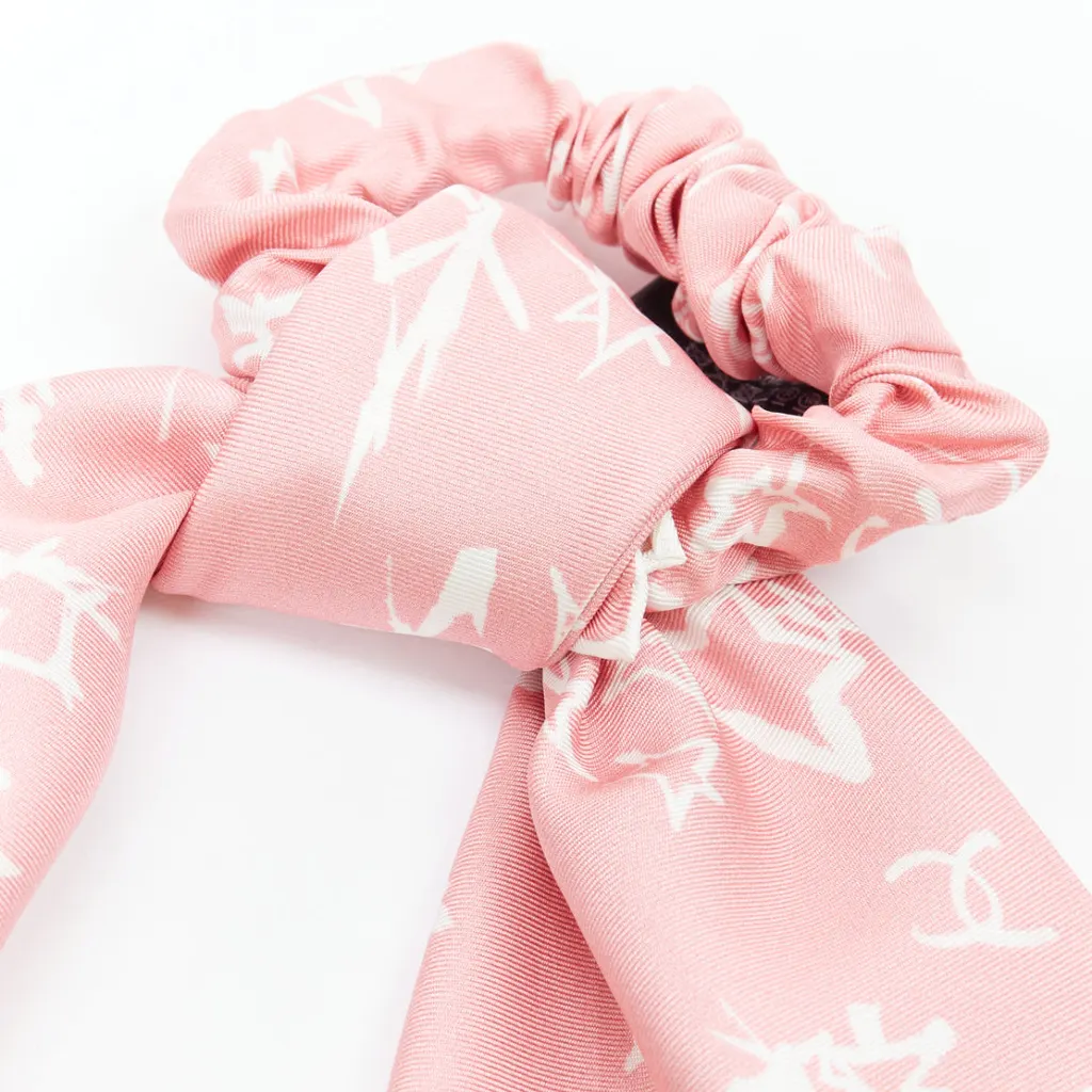 Chanel Silk Star Scrunchie Pink Very good - Back View