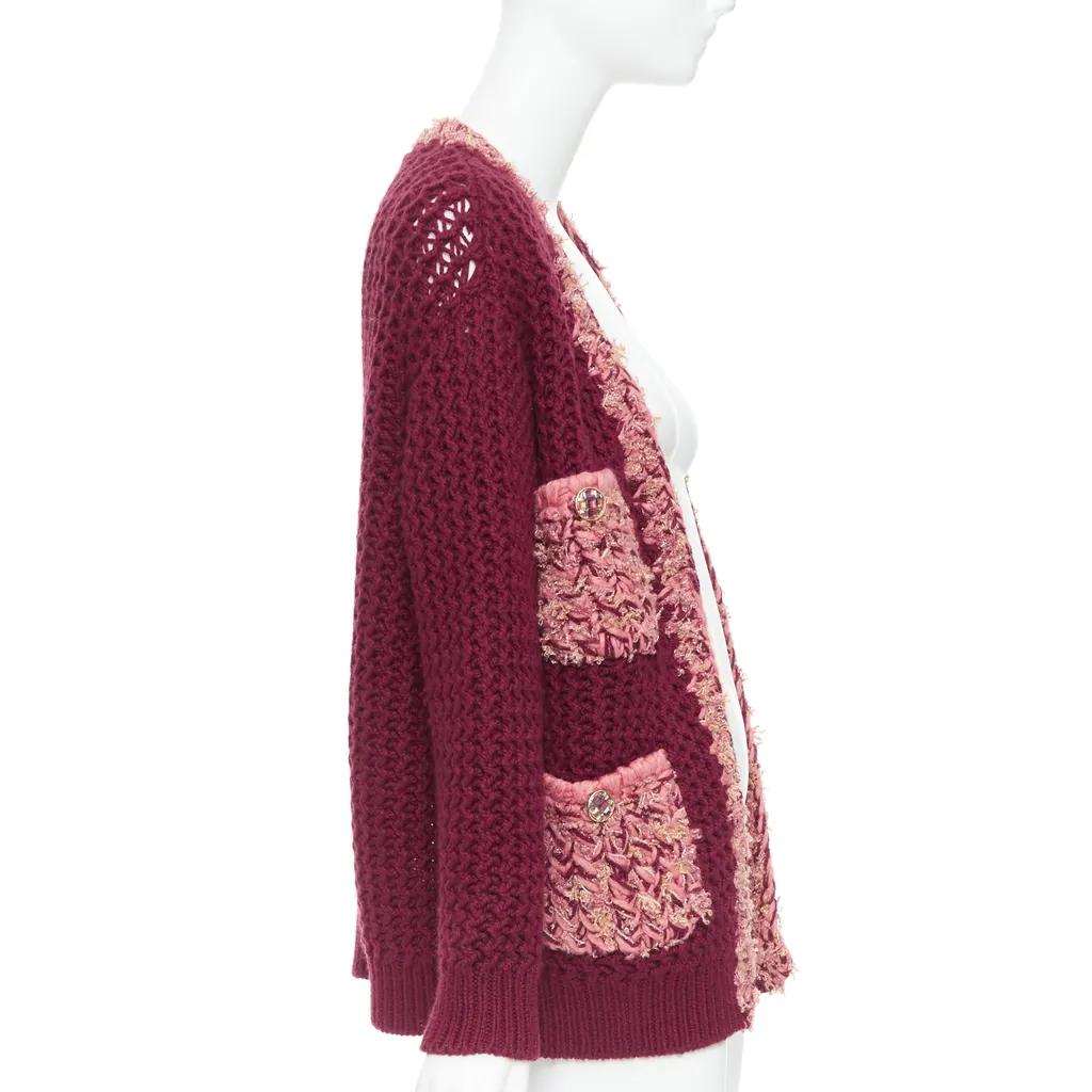 Chanel Tweed Pockets Cardigan Burgundy Cashmere Never worn, with tag - Model View