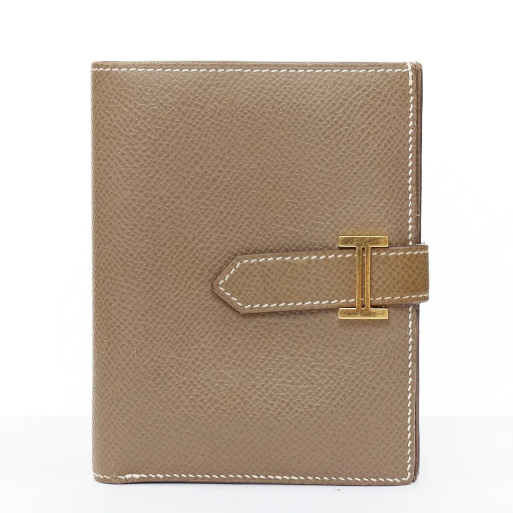 Hermès Bearn Compact Brown Leather Good - Front View