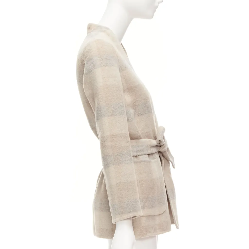 Max Mara Cucito Amano Beige Wool Never worn - Model View