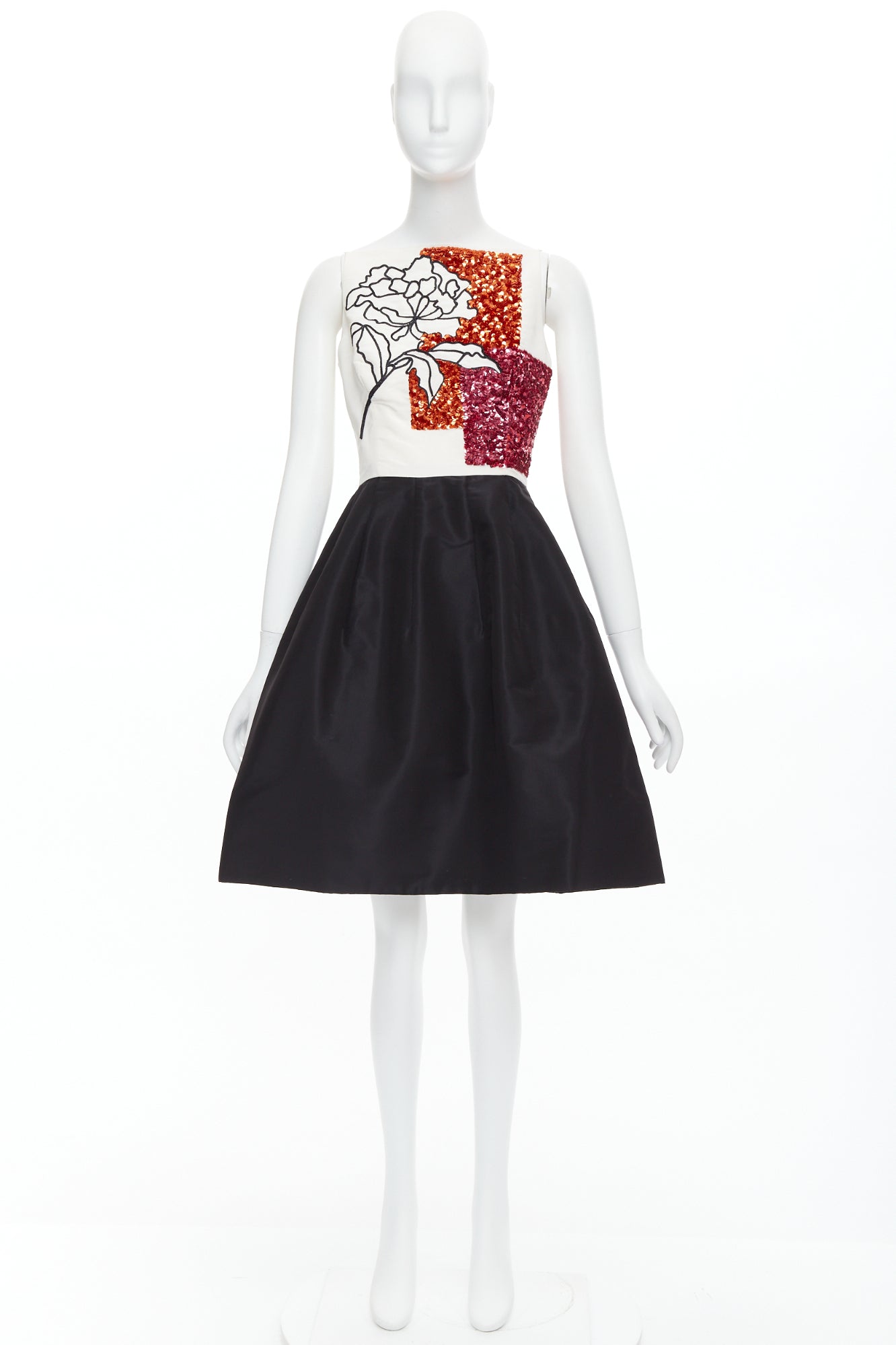 Oscar De La Renta Sequined Bodice Dress - Image 11