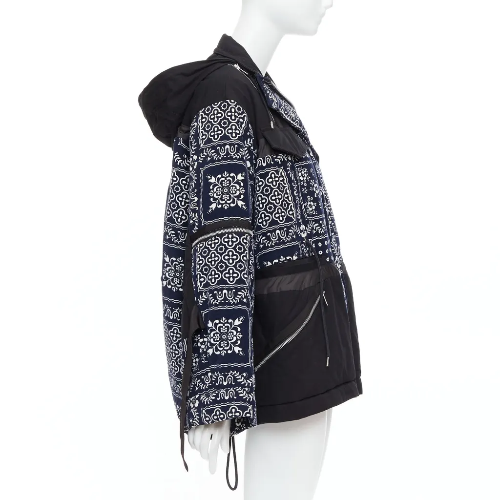 Sacai Navy Printed Padded Coat Black Cotton Never worn - Box View