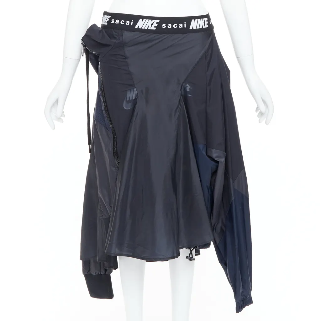 Sacai Windbreaker Skirt Black Polyester Never worn, with tag - Front View