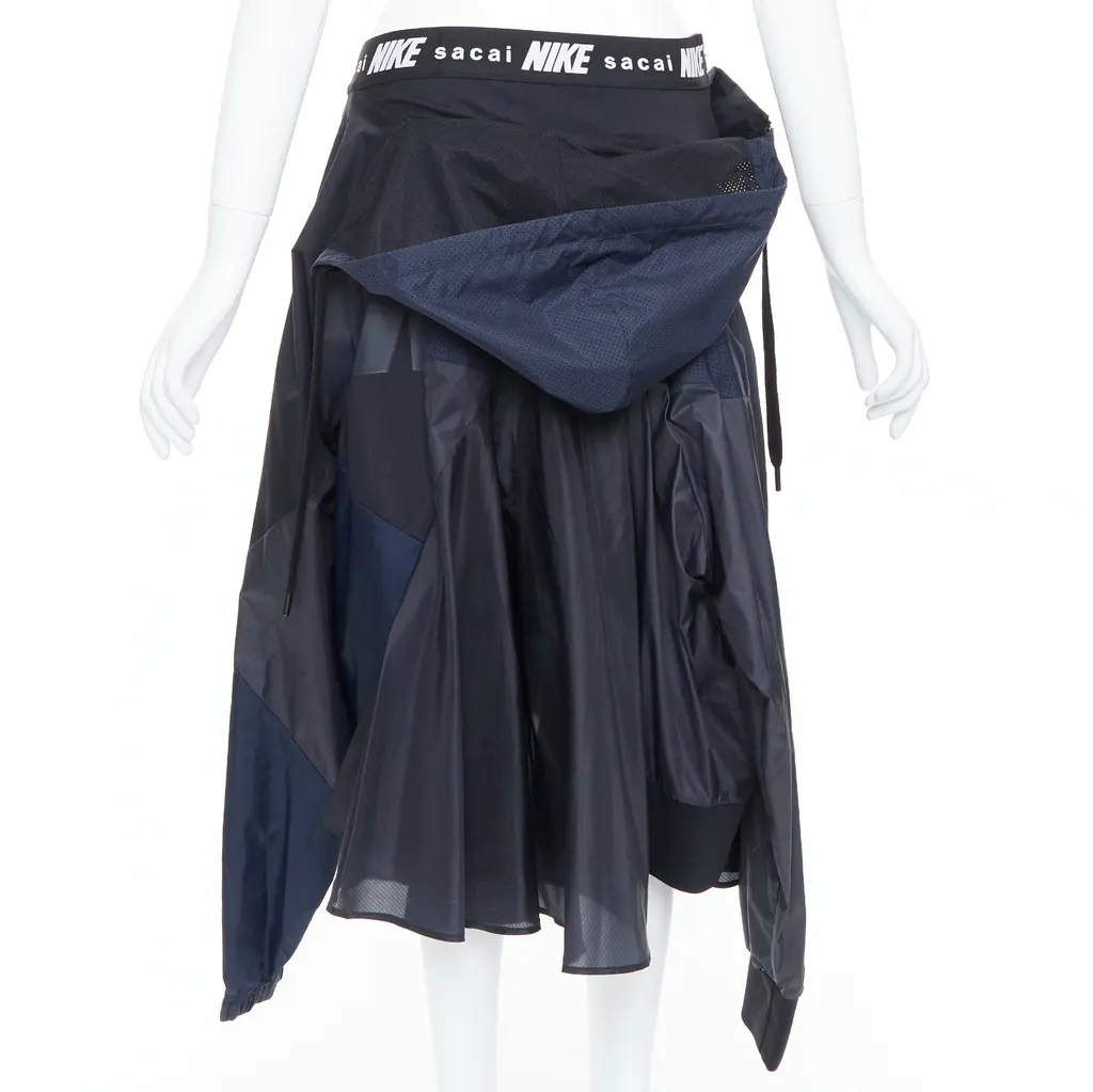 Sacai Windbreaker Skirt Black Polyester Never worn, with tag - Box View