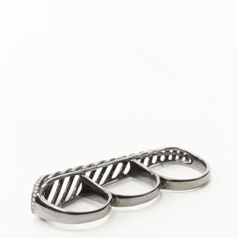 As29 Diamond Finger Ring - Side view