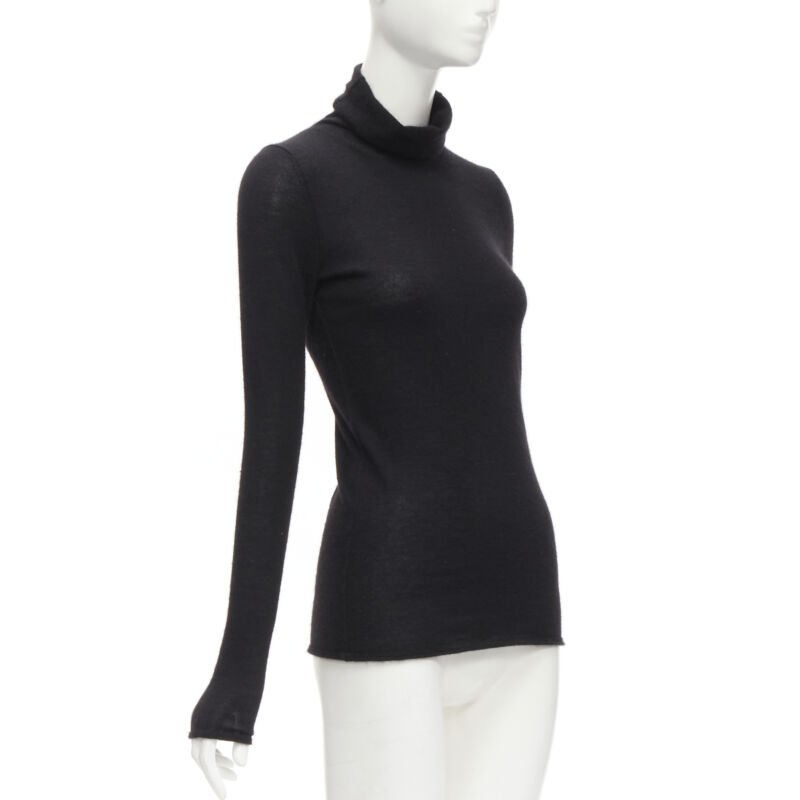 Club Monaco Italian Cashmere Sweater - Image 6