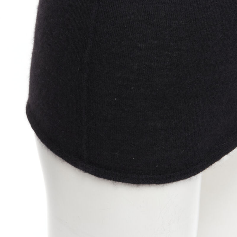 Club Monaco Italian Cashmere Sweater - Image 10