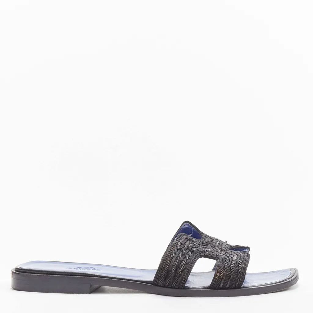 Hermès Beaded Insole Sandals Black Plastic Very good - Back View