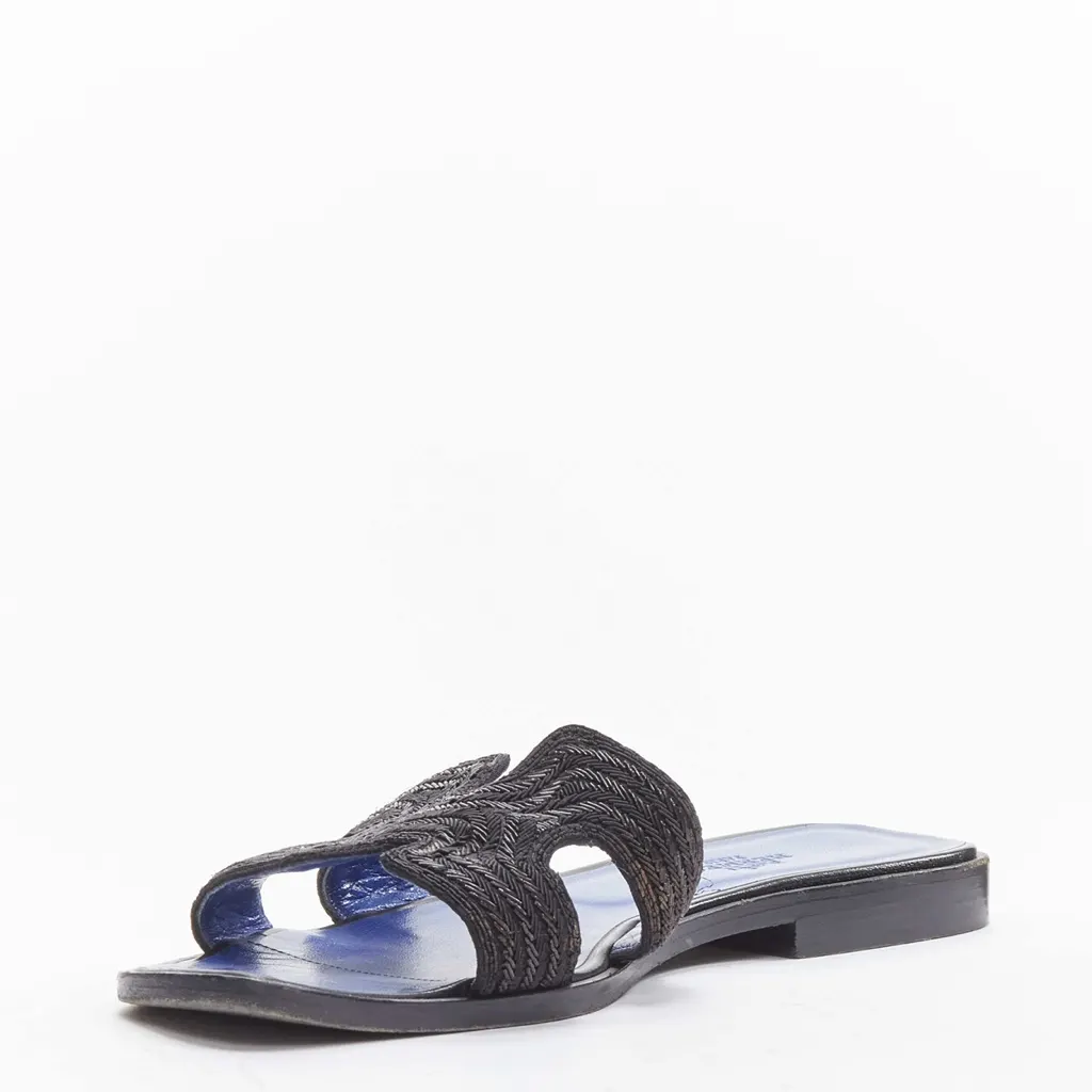 Hermès Beaded Insole Sandals Black Plastic Very good - Model View