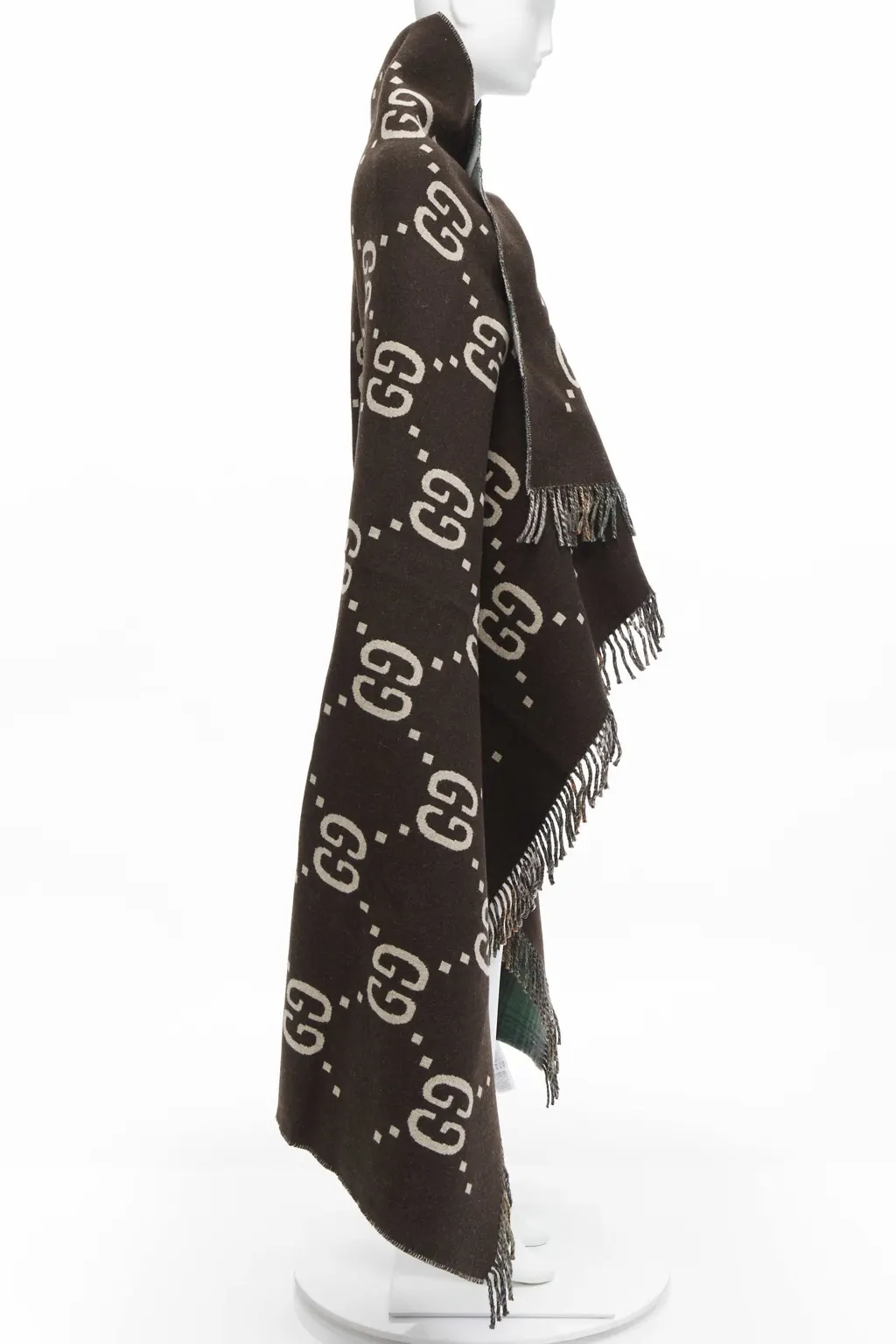 Gucci Plaid Blanket Scarf Green Wool Never worn - Model View