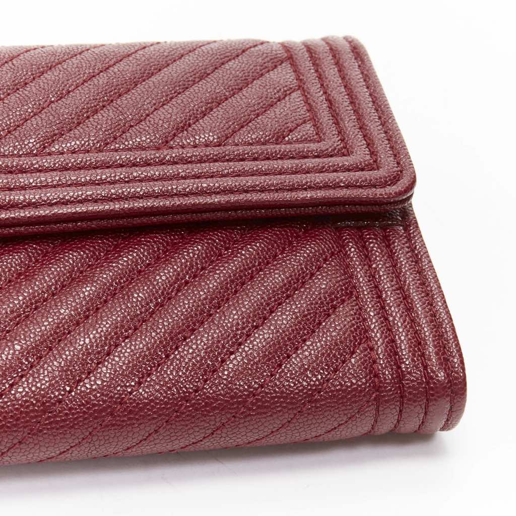 Chanel Chevron Long Wallet - Detail 1