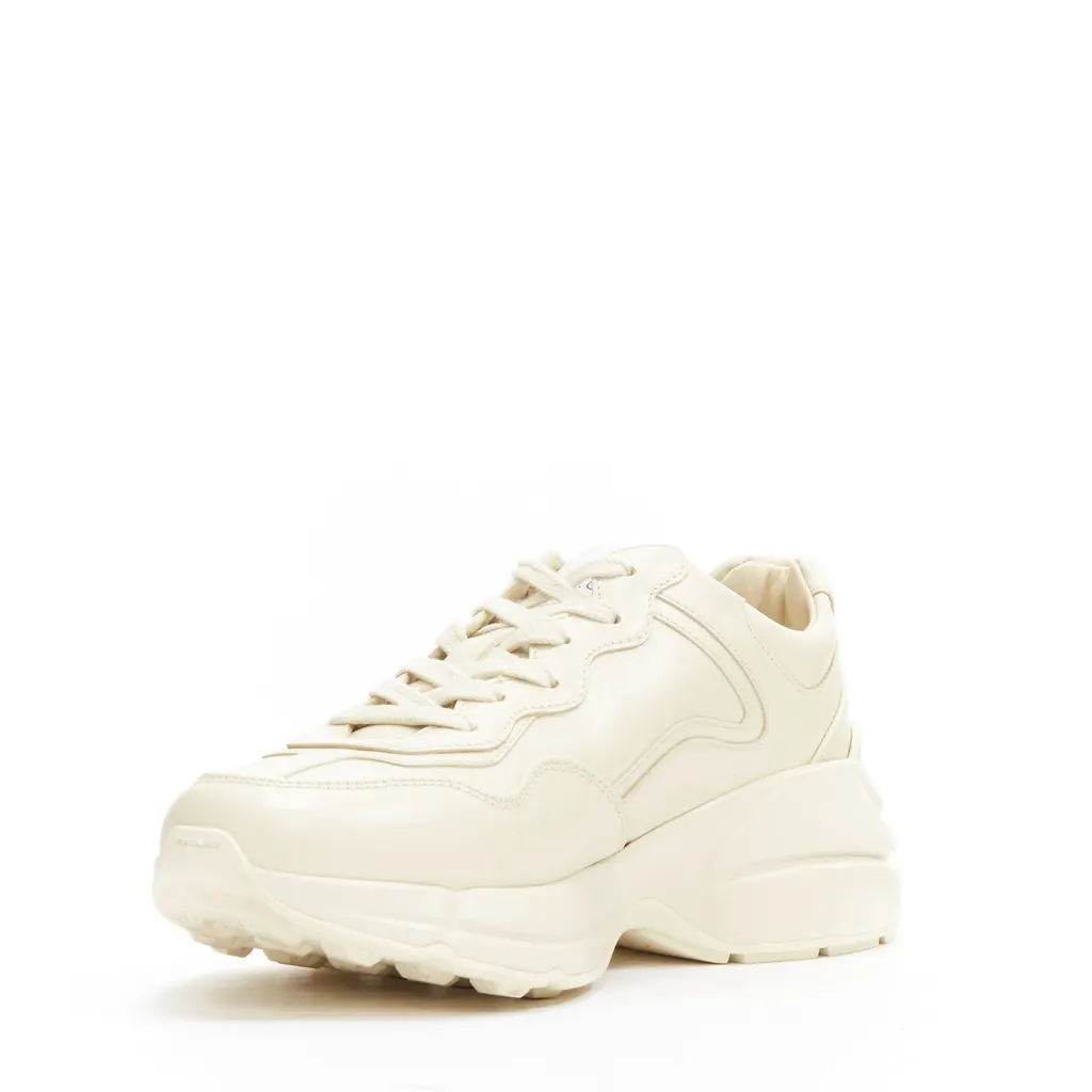 Gucci Rhyton Beige Leather Very good - Model View
