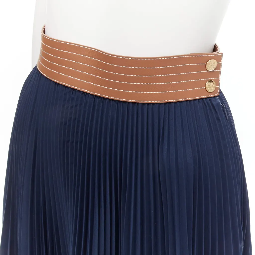 Loewe Leather Pleated Skirt Brown Leather Never worn - Back View