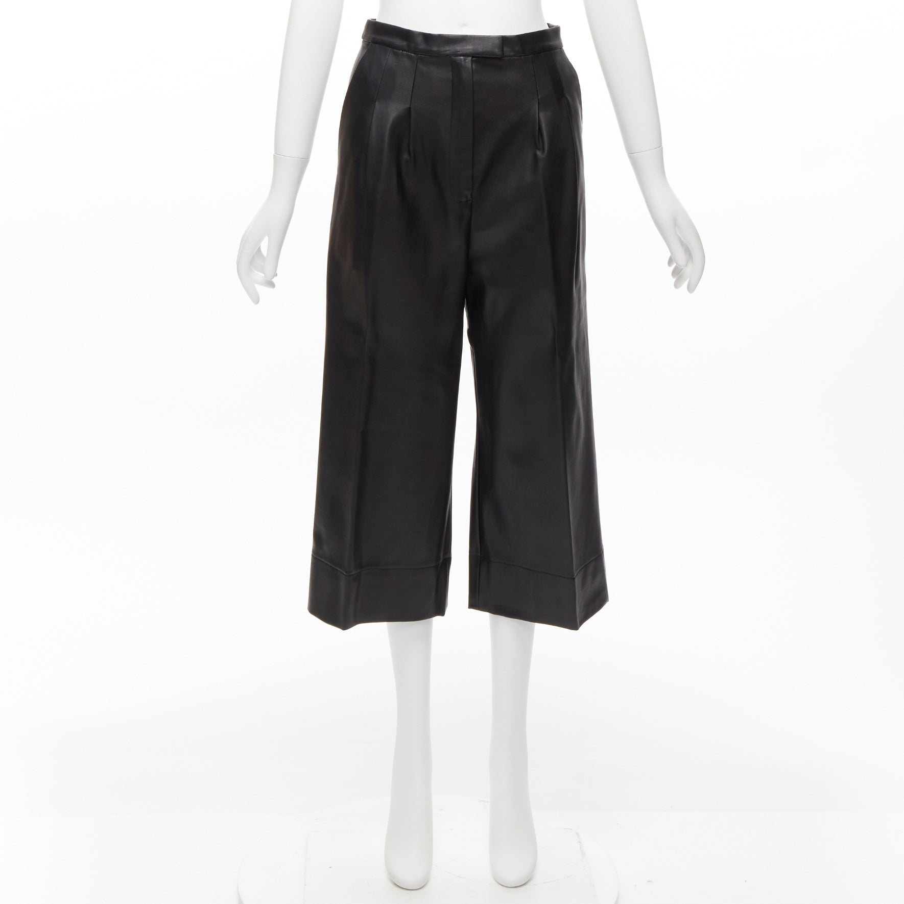 Heidi Merrick Pinstripe Boxer Shorts - Image 11