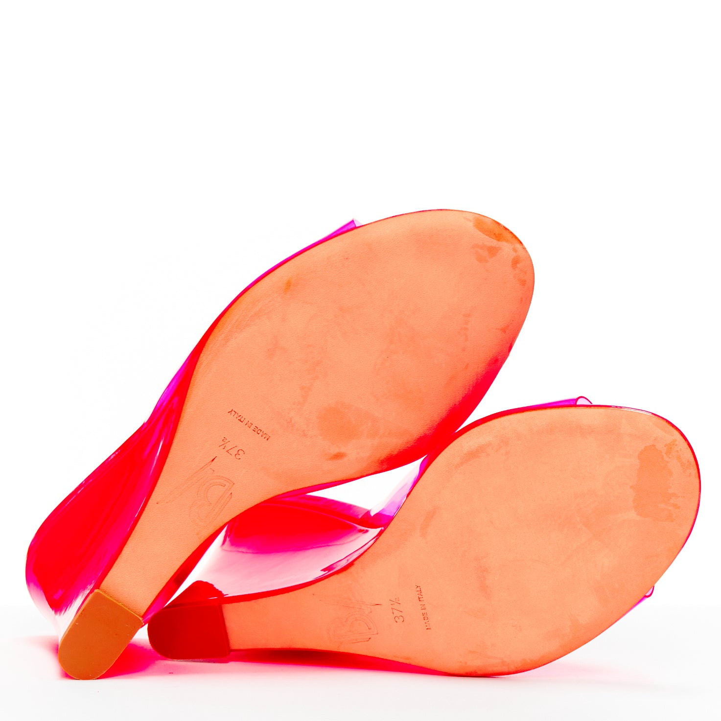 Bettina Vermillon Britney - Image 13