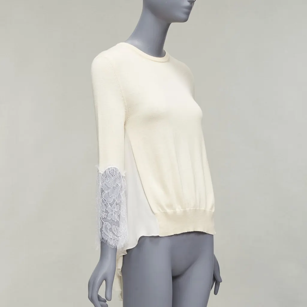 Oscar De La Renta Lace Flare Hem Sweater Beige Wool Very good - Model View