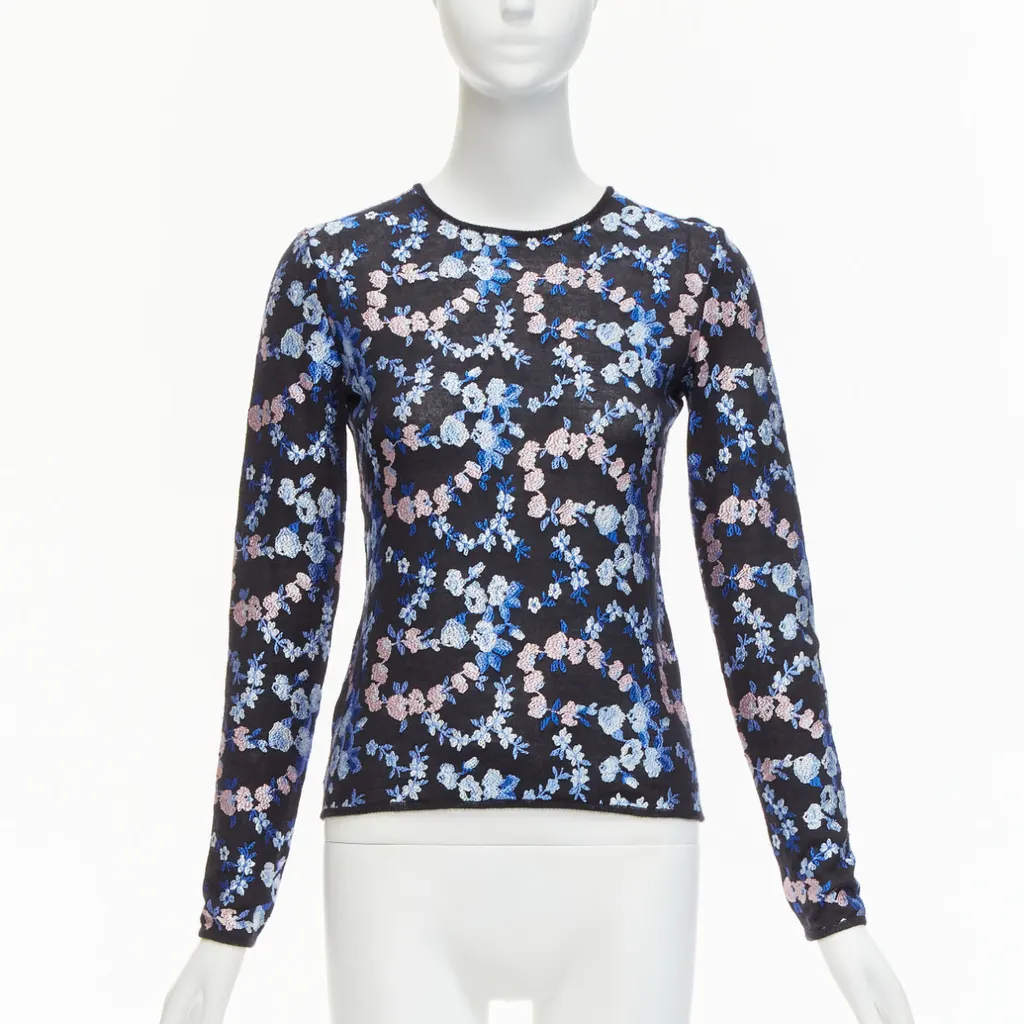 Giambattista Valli Floral Embroidery Top Black Cashmere Never worn - Front View