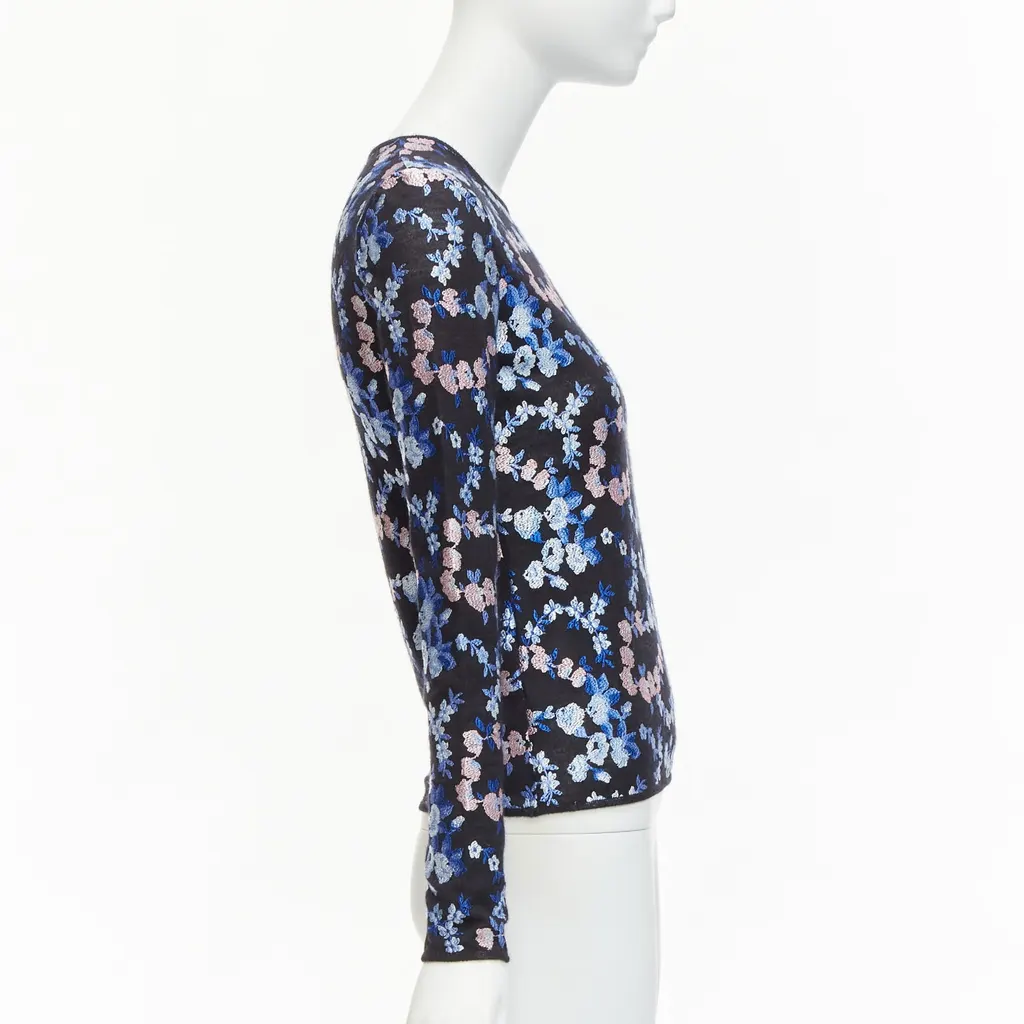 Giambattista Valli Floral Embroidery Top Black Cashmere Never worn - Model View
