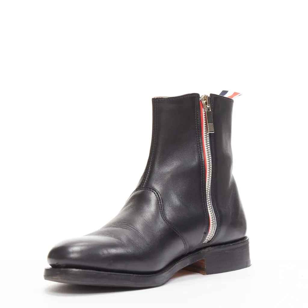 Thom Browne Minimal Tab Zip Boots Black Leather Good - Model View