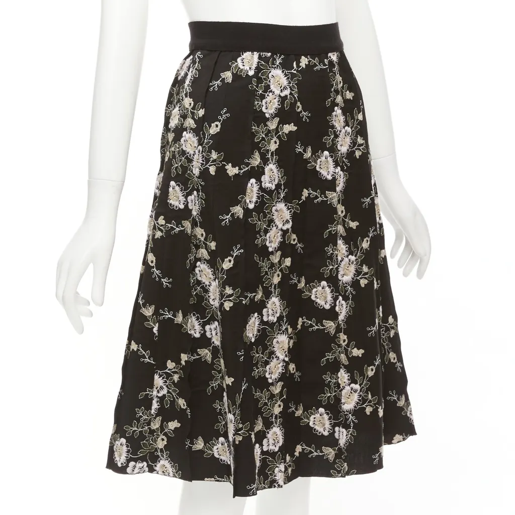 Giambattista Valli Floral Wool Skirt Black Wool Never worn - Inside View
