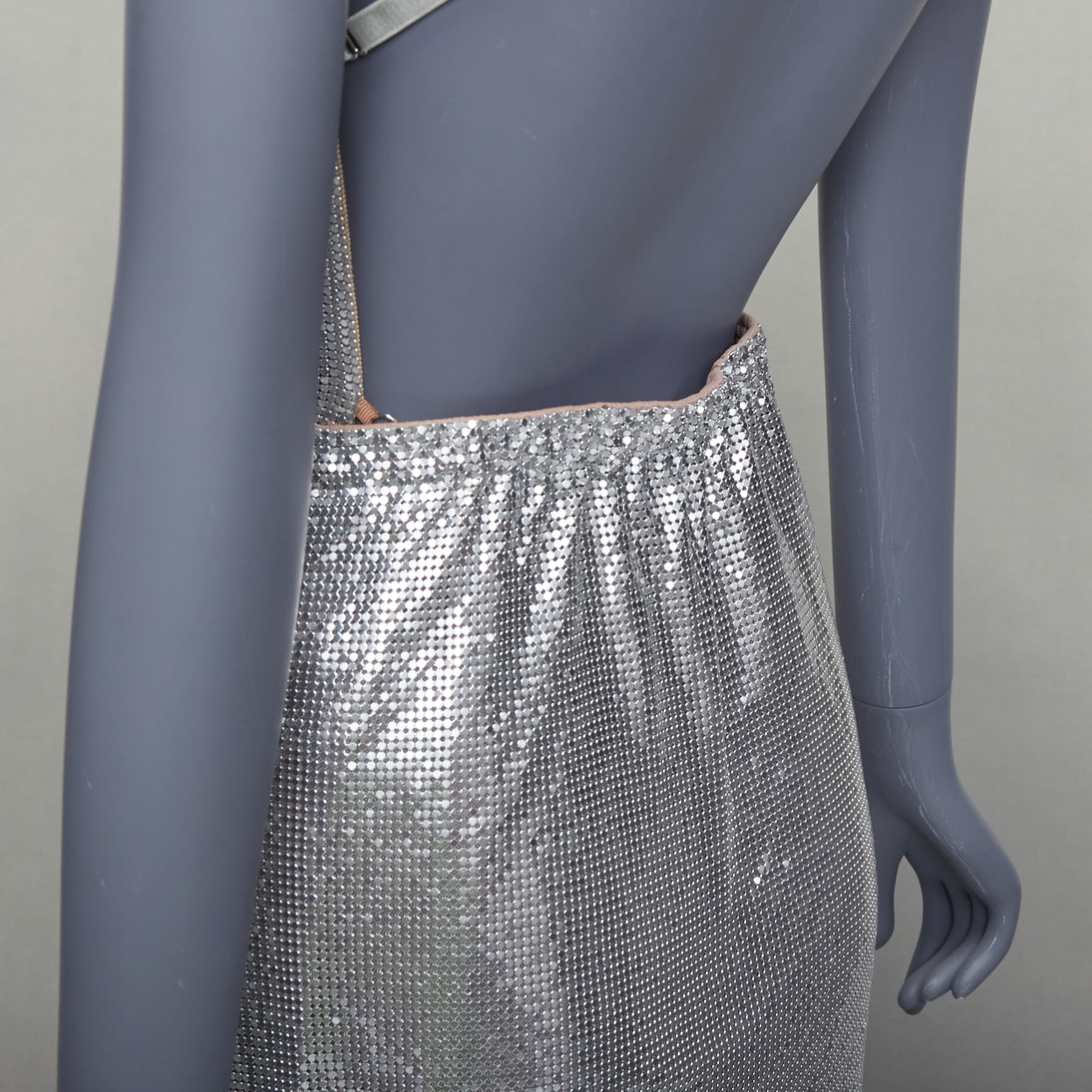 Poster Girl Adrianne - Back view