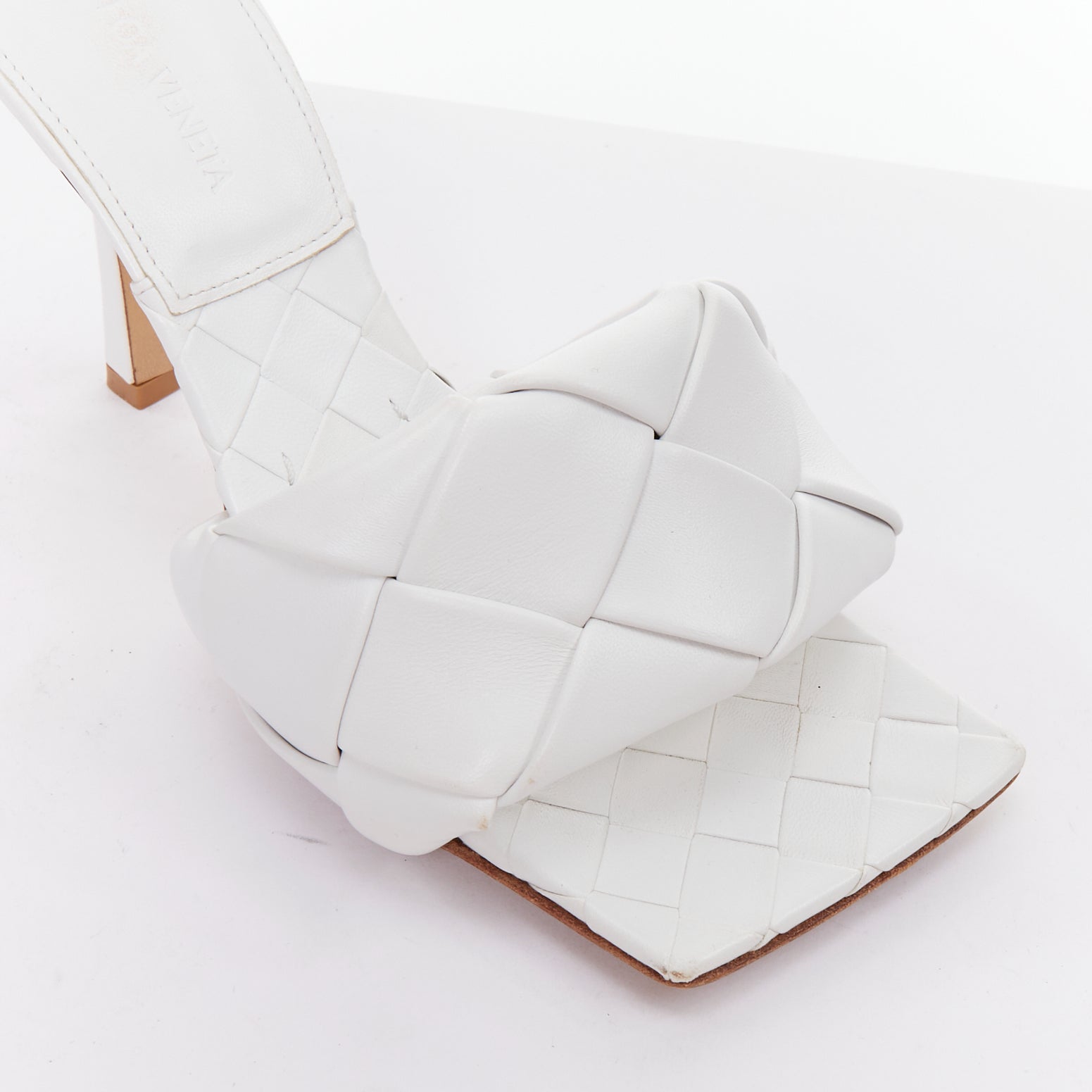 Bottega Veneta Lido - Detail 2