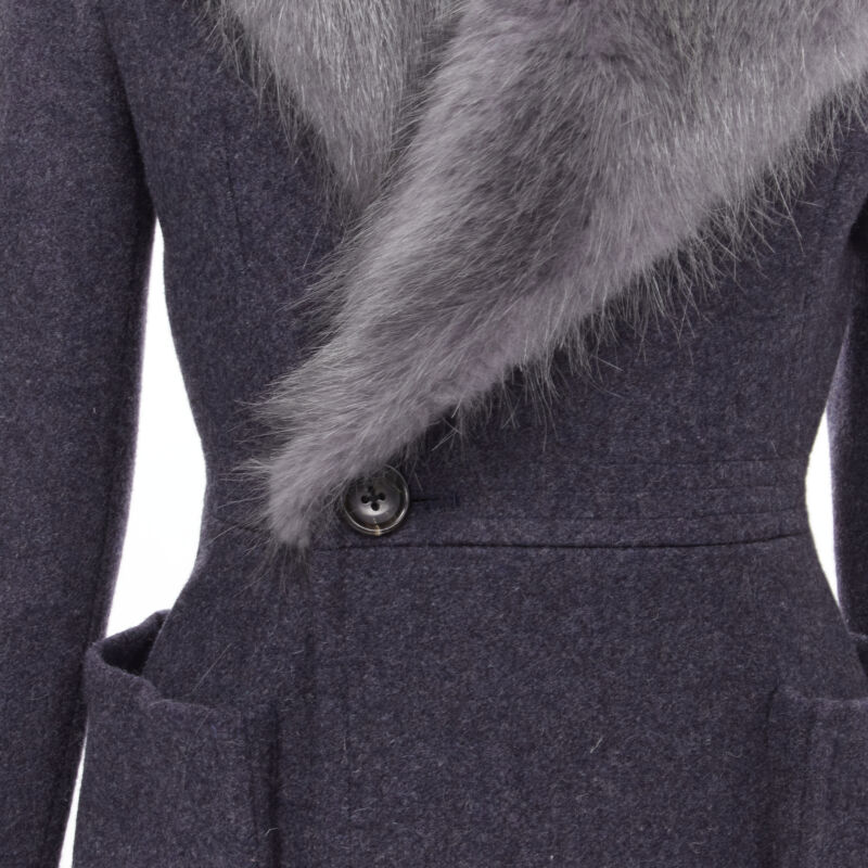 Thom Browne Grey Fur Collar Coat - Detail 2