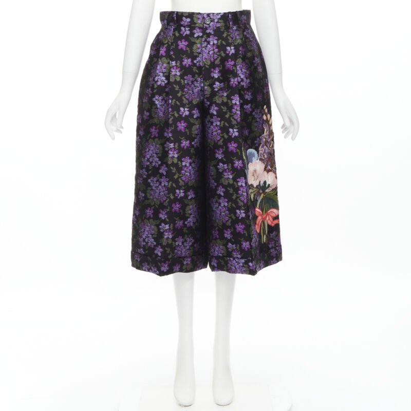 Gucci Grosgrain Pleated Shorts - Image 13